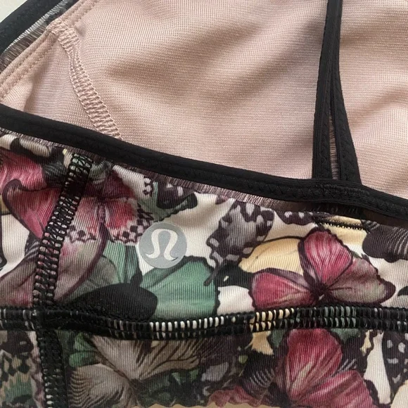 Lululemon Bra top size 6 - Picture 3 of 4